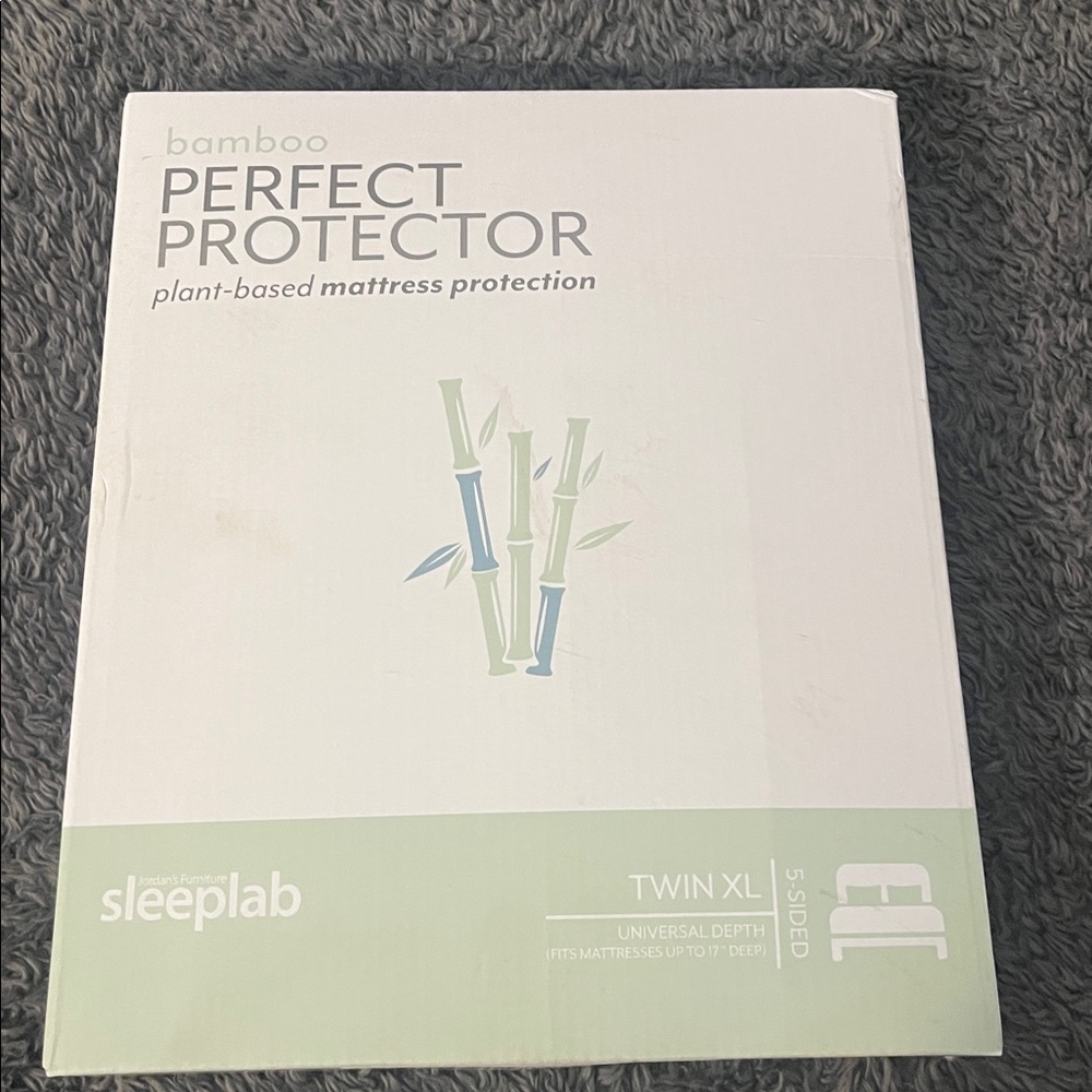Jordan Bamboo Perfect Protector Mattress Cover - White with Green Accents